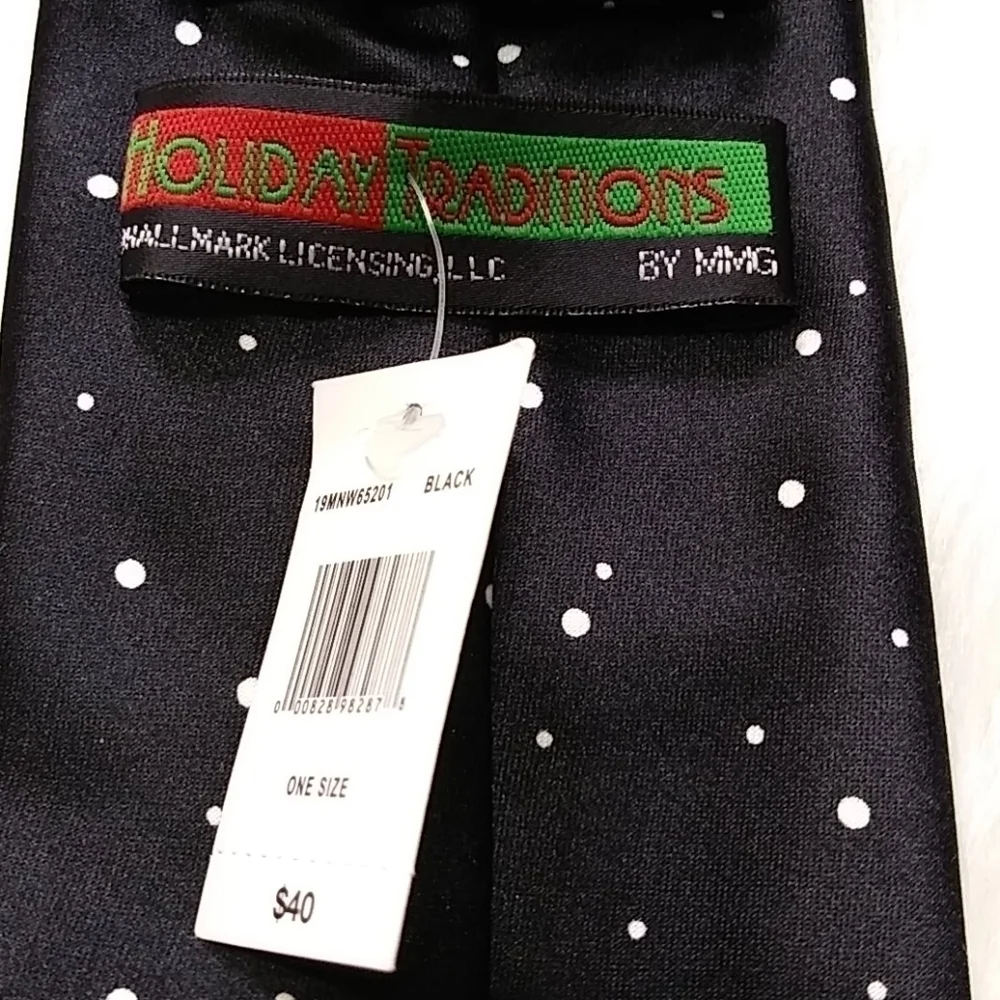 Hallmark‎ Freezing Reindeer Tie